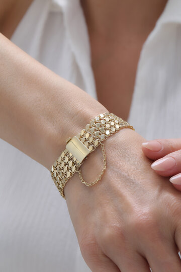 Kilit Detaylı Dört Sıra Pullu Bileklik - 1