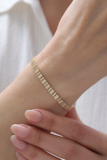 Yarı Taşlı Modern Bileklik - 1