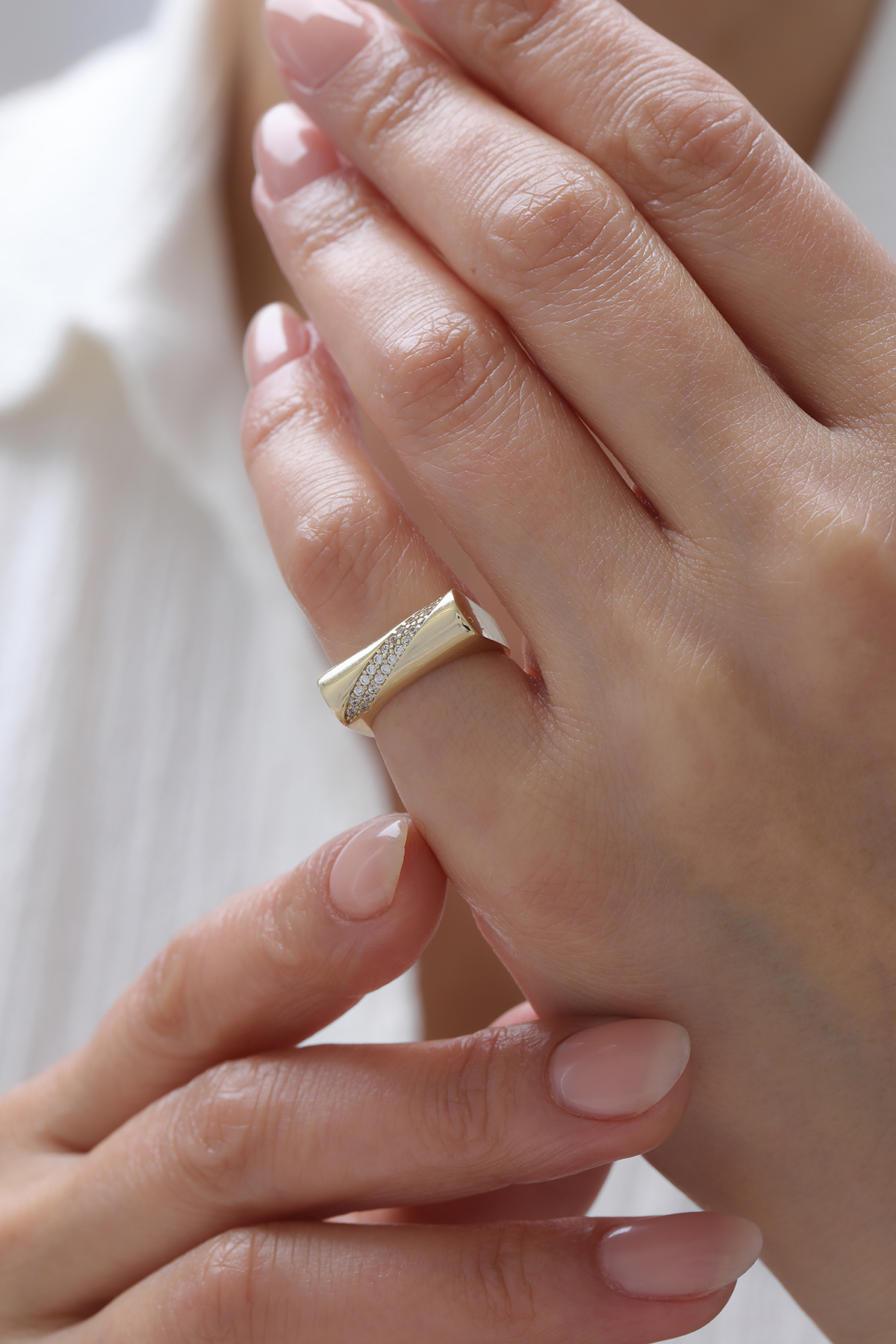 Yarı Taşlı Modern Yüzük - Yavuz Kuyumculuk