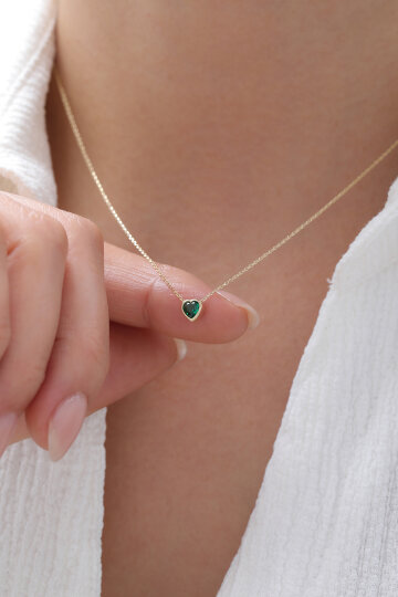 Zümrüt Taşlı Kalp Kolye - 1