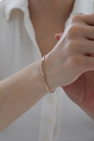 Baget Taşlı Modern Kelepçe - 1