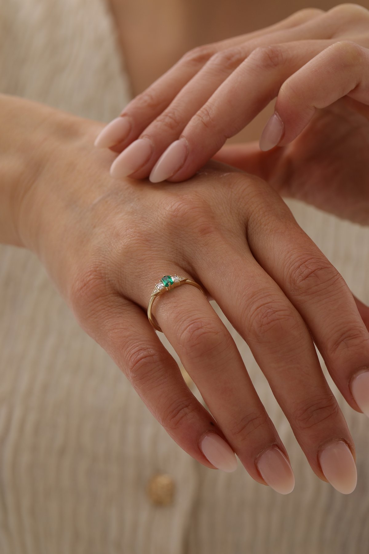 Baget Taşlı Zümrüt Yüzük - Yavuz Kuyumculuk (1)