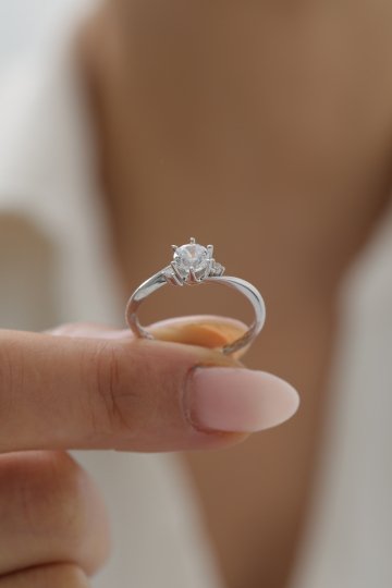 Beyaz Altın Sarmal Tektaş Yüzük - 3