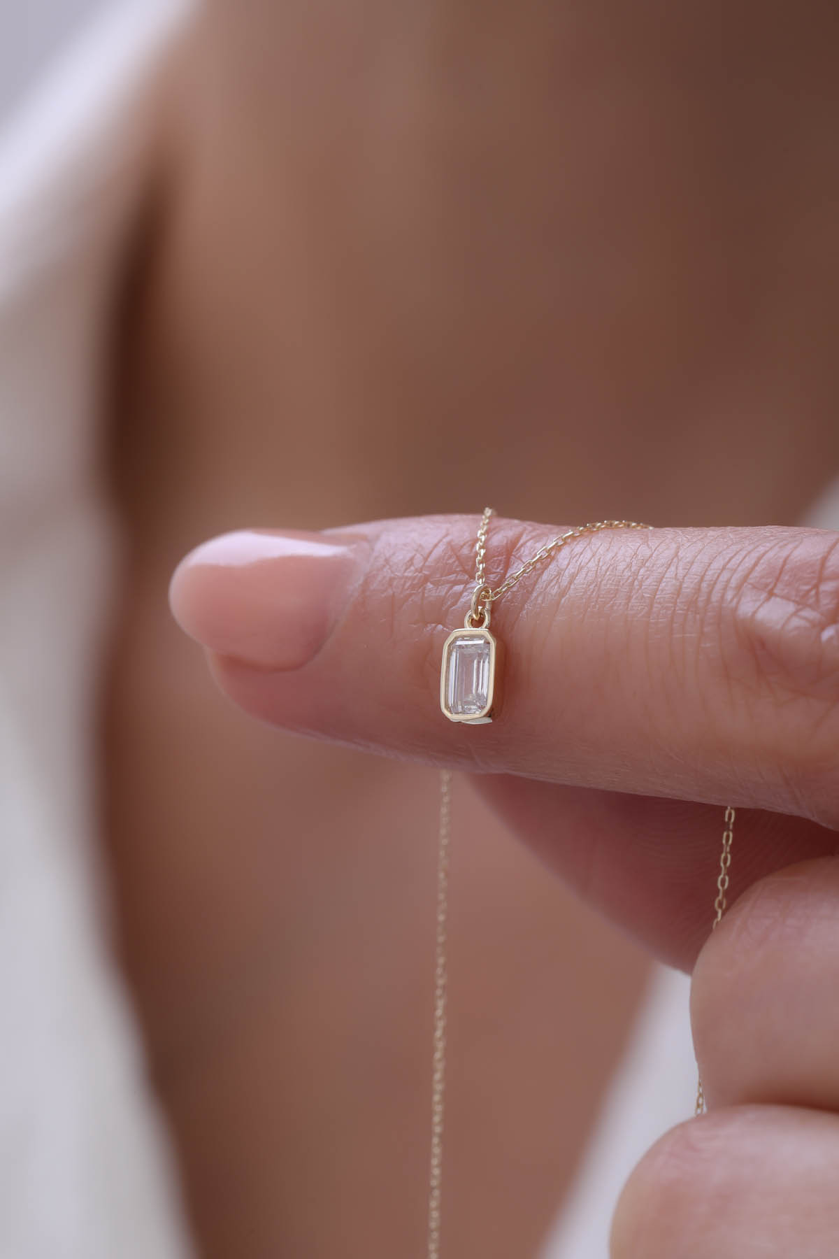 Beyaz Taşlı Baget Kolye - Yavuz Kuyumculuk (3)