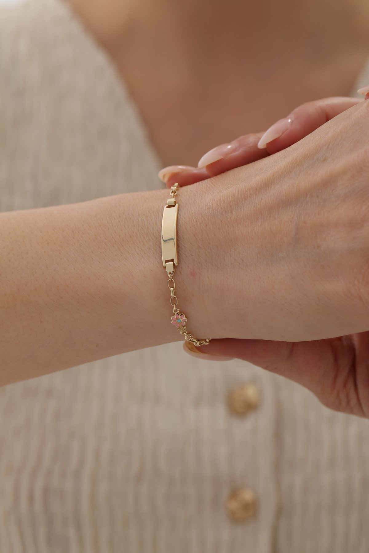 Çiçek Figürlü Plakalı Çocuk Bilekliği - Yavuz Kuyumculuk (1)