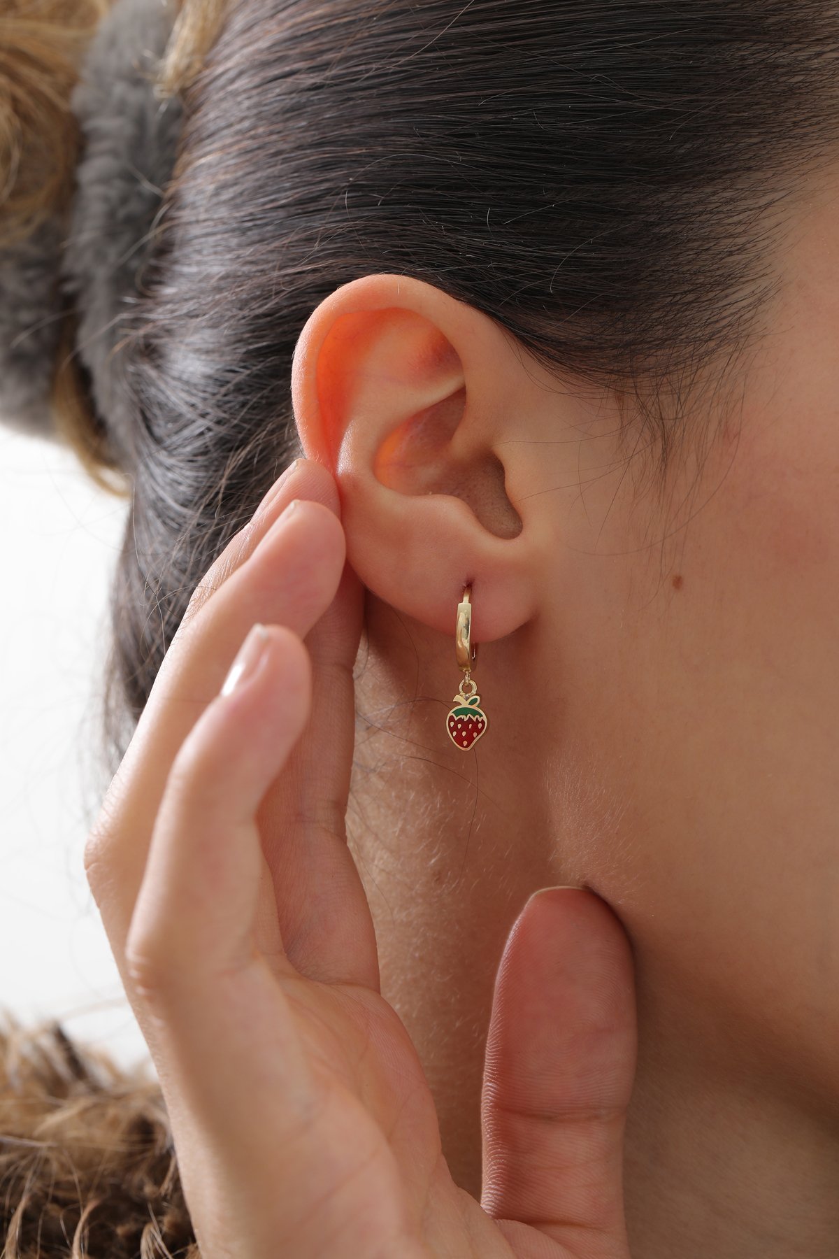 Çilek Detaylı Halka Küpe - Yavuz Kuyumculuk