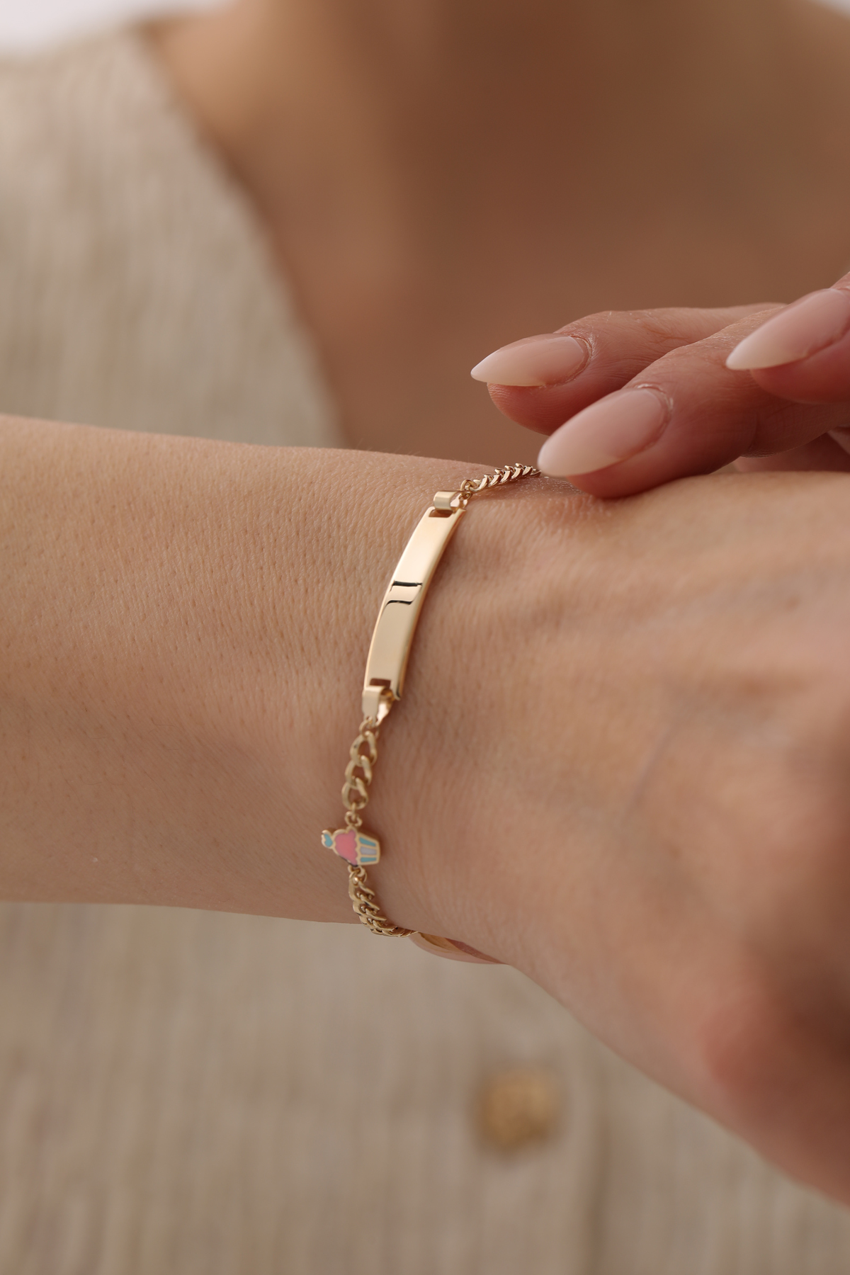 Cupcake Figürlü Plakalı Çocuk Bilekliği - Yavuz Kuyumculuk (1)