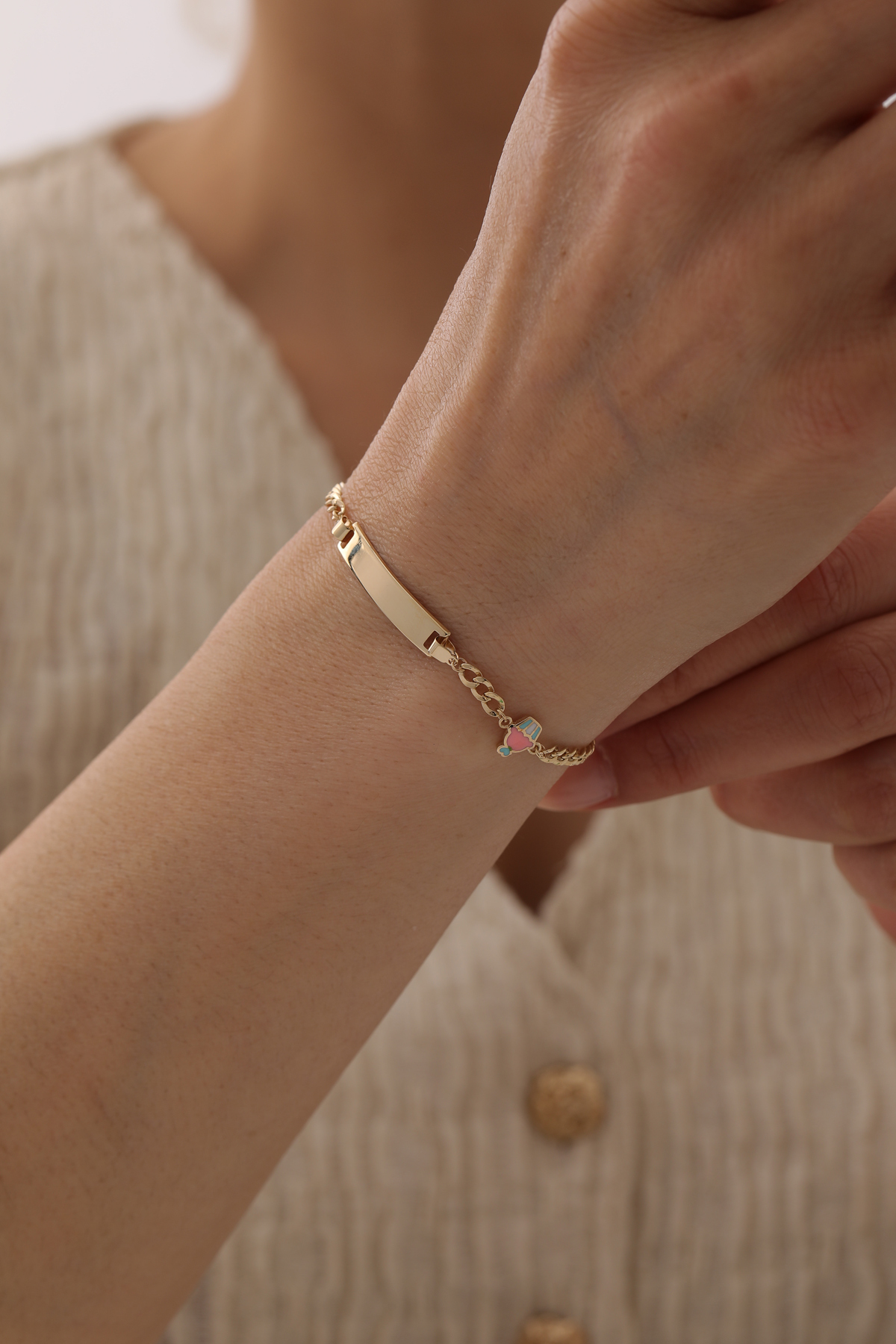 Cupcake Figürlü Plakalı Çocuk Bilekliği - Yavuz Kuyumculuk (2)