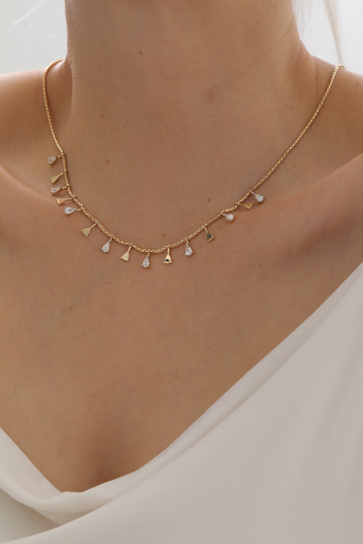 Damla Model Sallantılı Kolye - Yavuz Kuyumculuk (1)