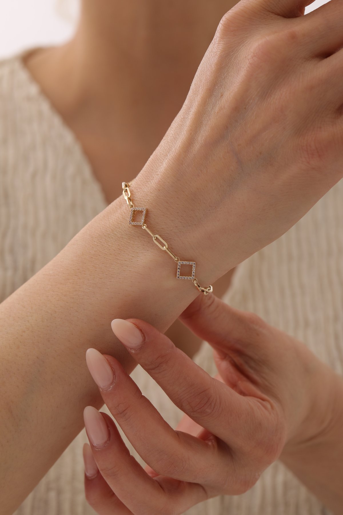 Geometrik Taş Detaylı Ataş Bileklik - Yavuz Kuyumculuk (2)