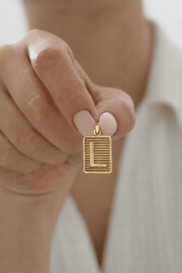 Izgara Harf Kolye Ucu - 1