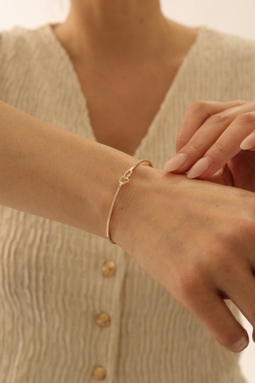 Kalp Detaylı Taşlı Kelepçe - 1