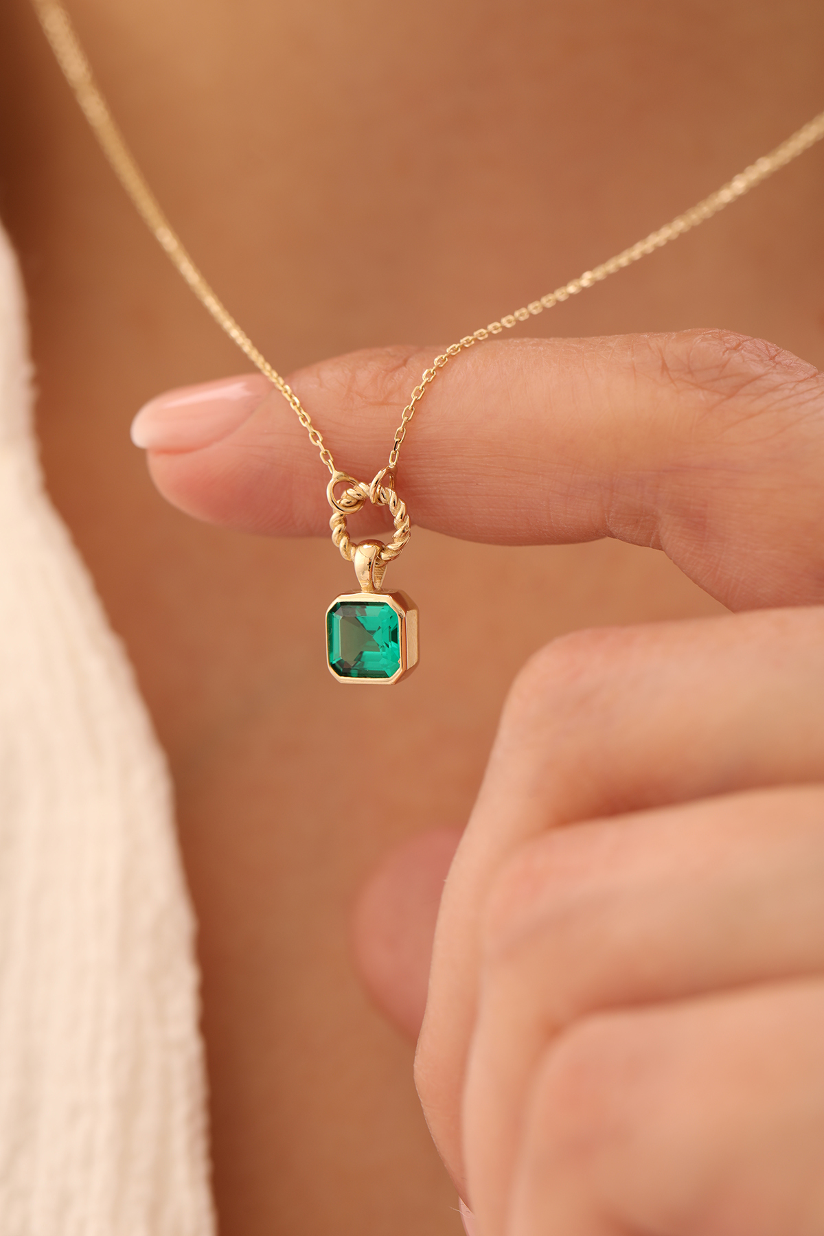 Kare Zümrüt Kolye - Yavuz Kuyumculuk (1)