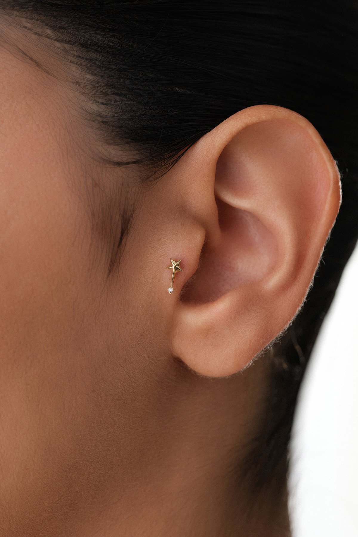 Kayan Yıldız Tragus Piercing - Yavuz Kuyumculuk (1)
