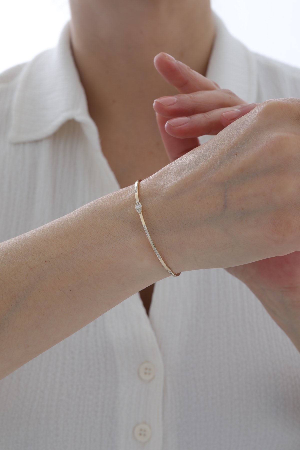 Kenar Taşlı Baget Kelepçe - Yavuz Kuyumculuk (1)