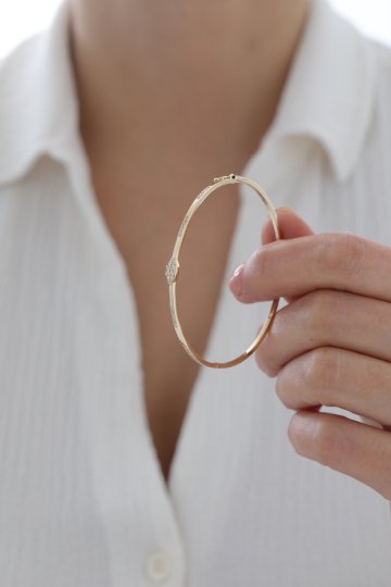 Kenar Taşlı Baget Kelepçe - 3