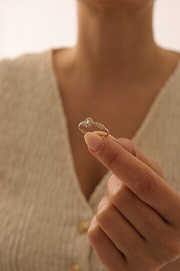 Kenar Taşlı Baget Yüzük - 2