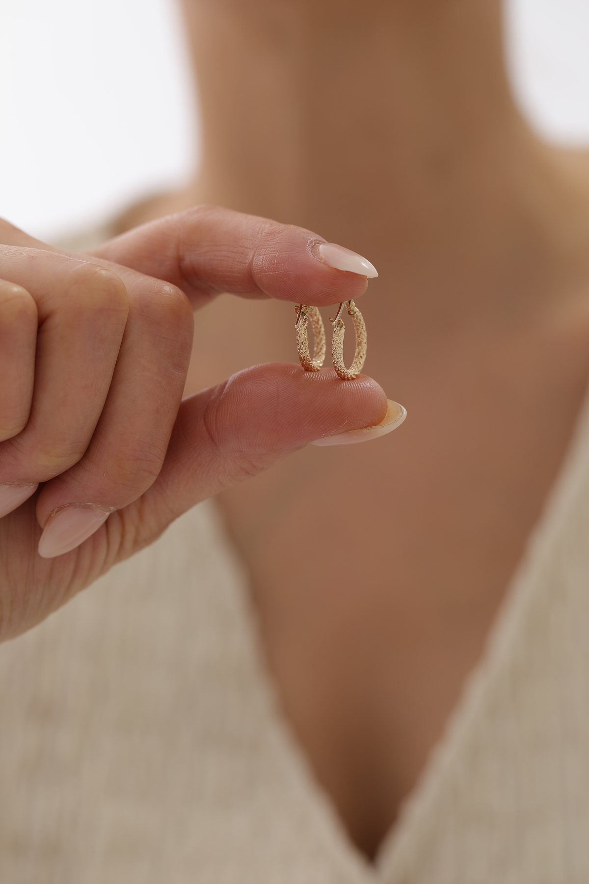 Minimal Kumlu Halka Küpe - Yavuz Kuyumculuk