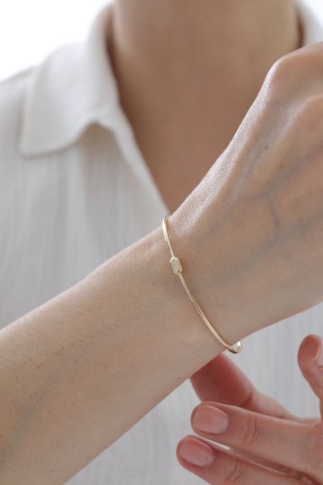 Minimal Taş Detaylı Kelepçe - 1