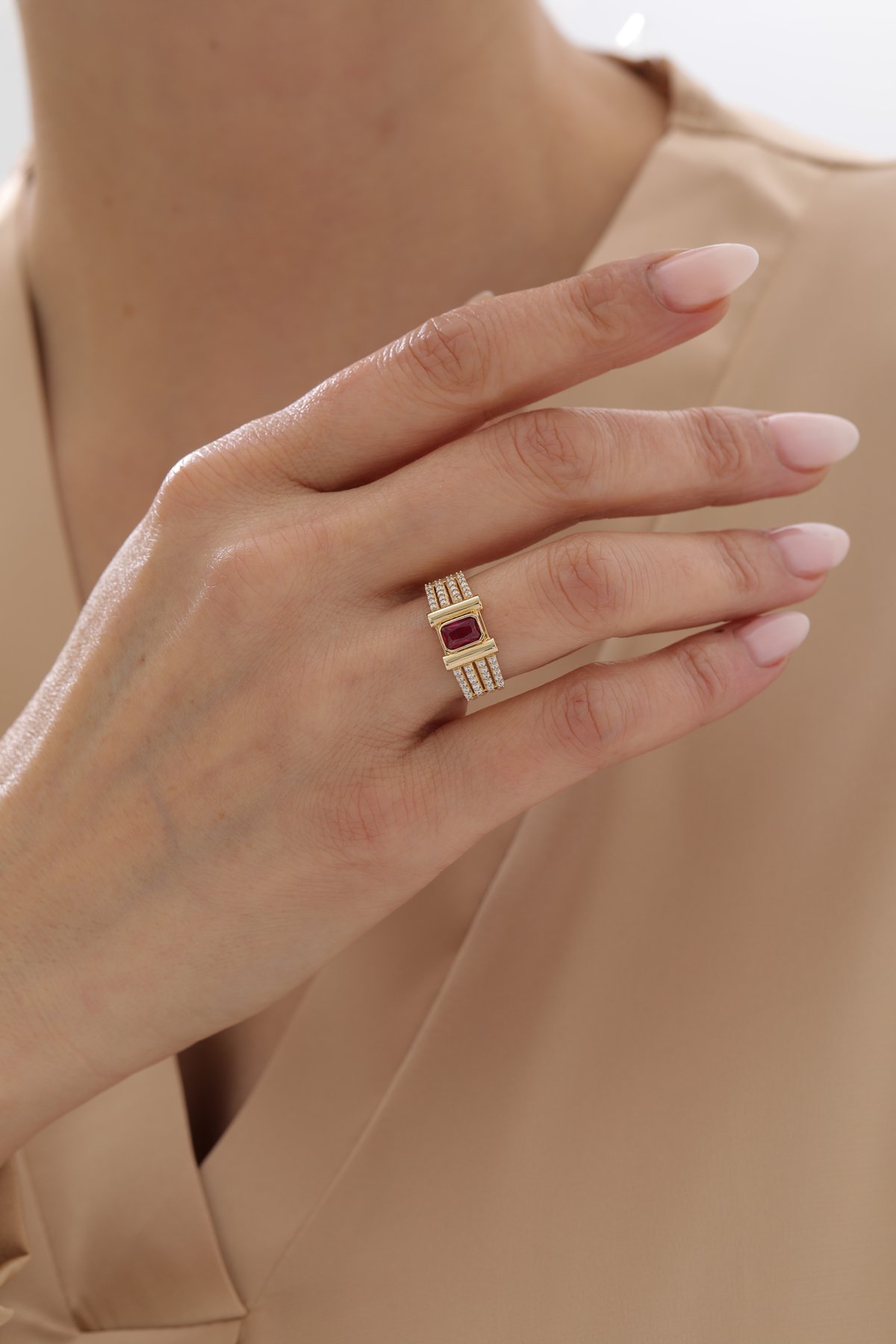 Modern Yakut Yüzük - Yavuz Kuyumculuk (1)