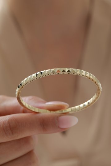 Piramit Kelepçe - 3