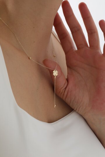 Sallantılı Yonca Kolye - 2