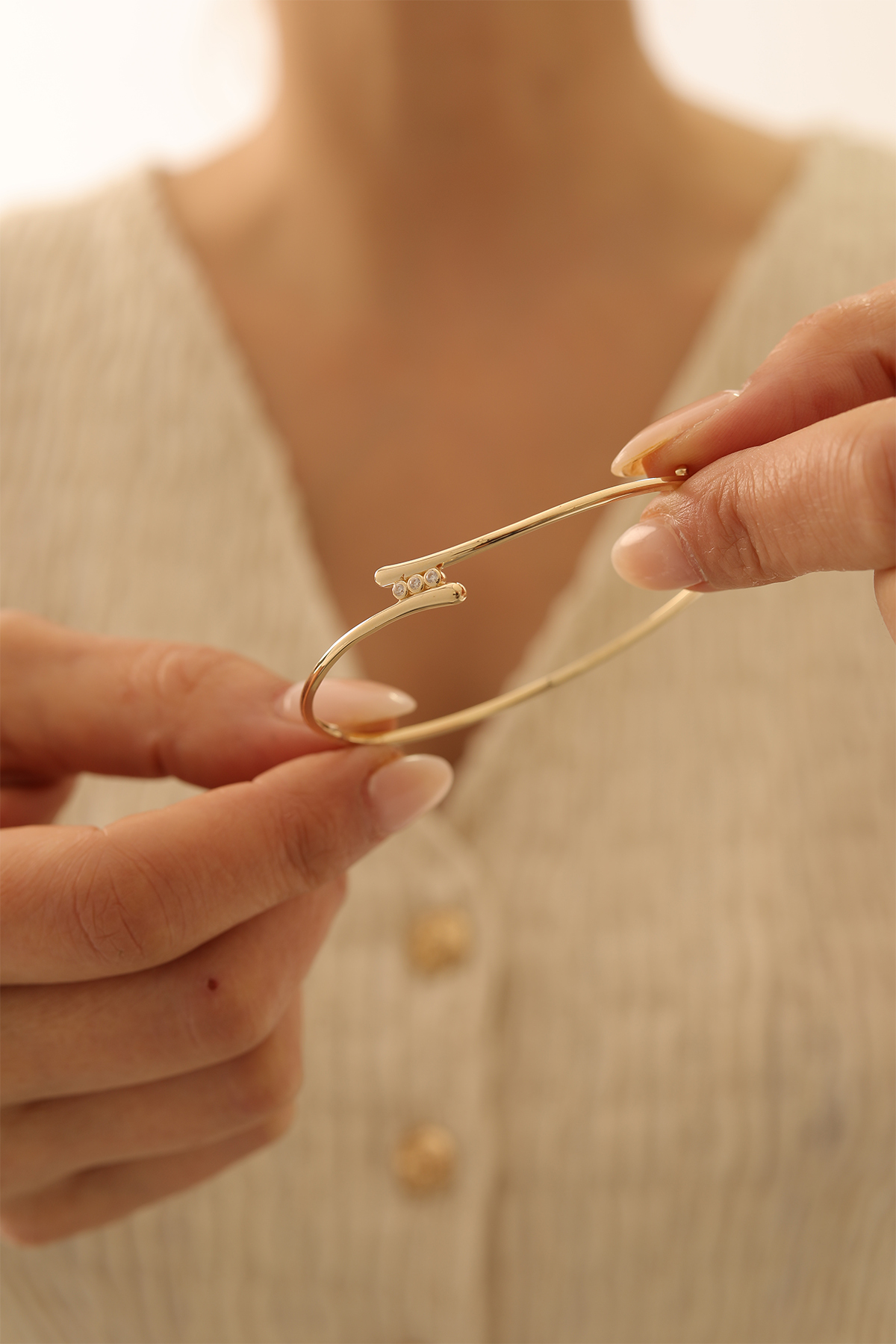 Sarmal Modern Taşlı Kelepçe - Yavuz Kuyumculuk (3)