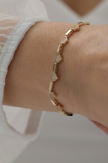 Sıralı Üçgen Bileklik - 2