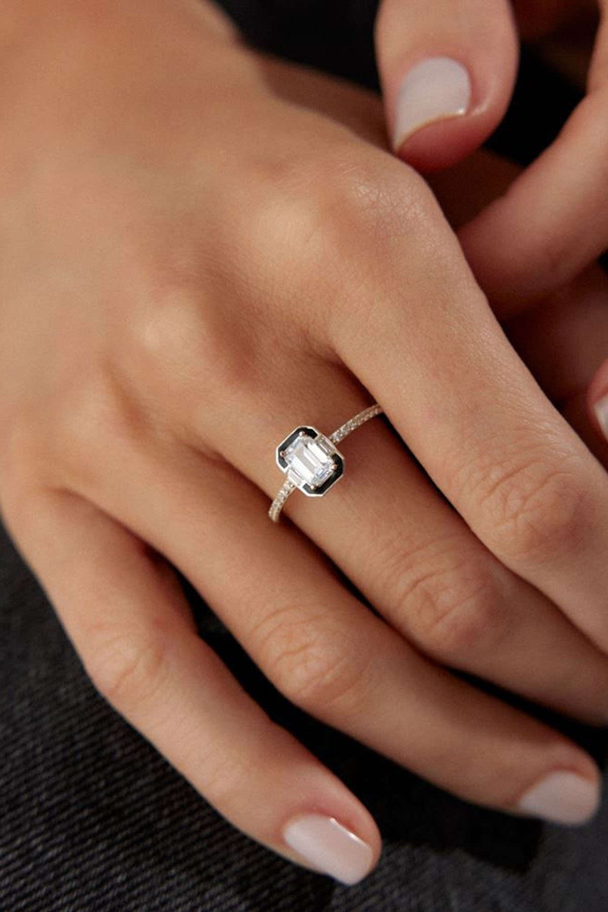 Siyah Mineli Baget Yüzük - Yavuz Kuyumculuk