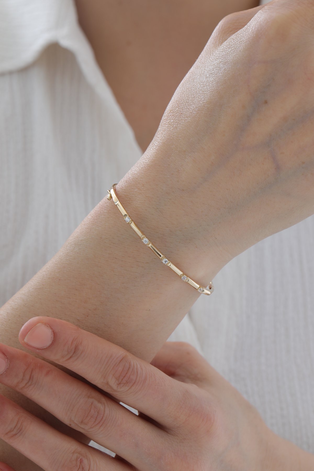 Taş Detaylı Külçe Kelepçe - Yavuz Kuyumculuk (1)