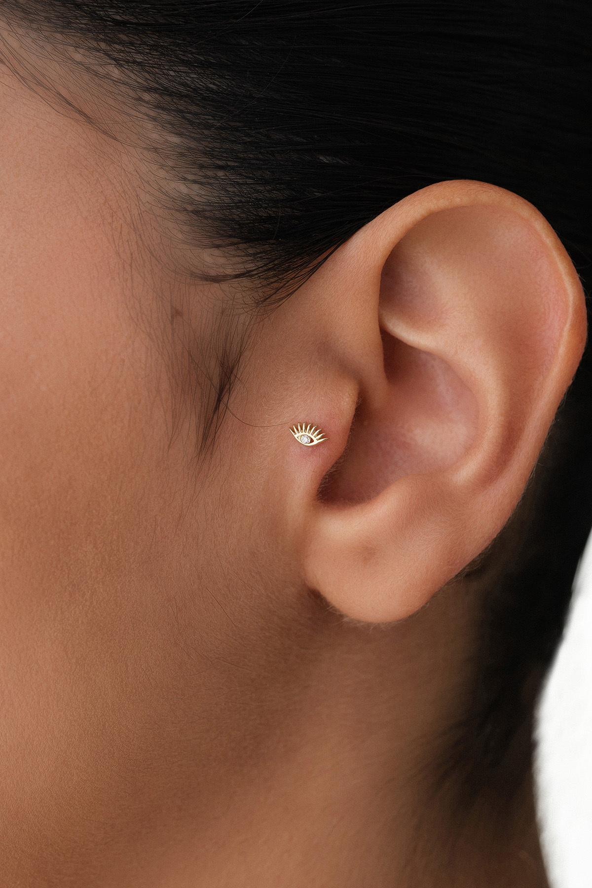 Taşlı Göz Tragus Piercing - Yavuz Kuyumculuk (1)