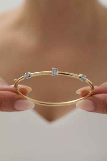 Taşlı İkonik Altın Kelepçe - 3