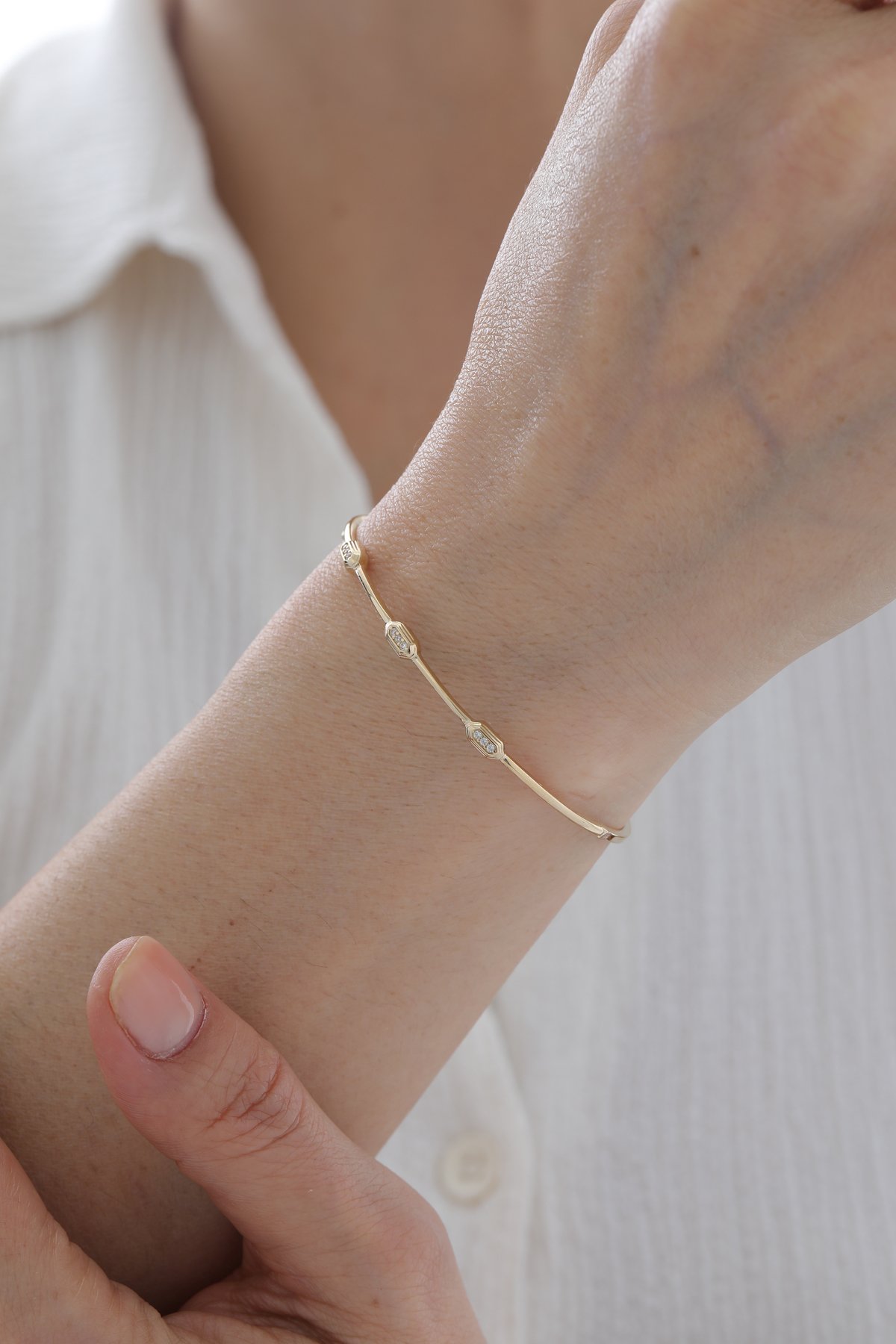 Taşlı Modern Kelepçe - Yavuz Kuyumculuk (2)