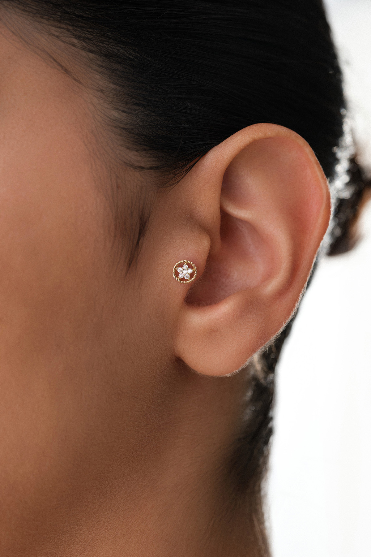 Taşlı Yıldız Tragus Piercing - Yavuz Kuyumculuk (1)