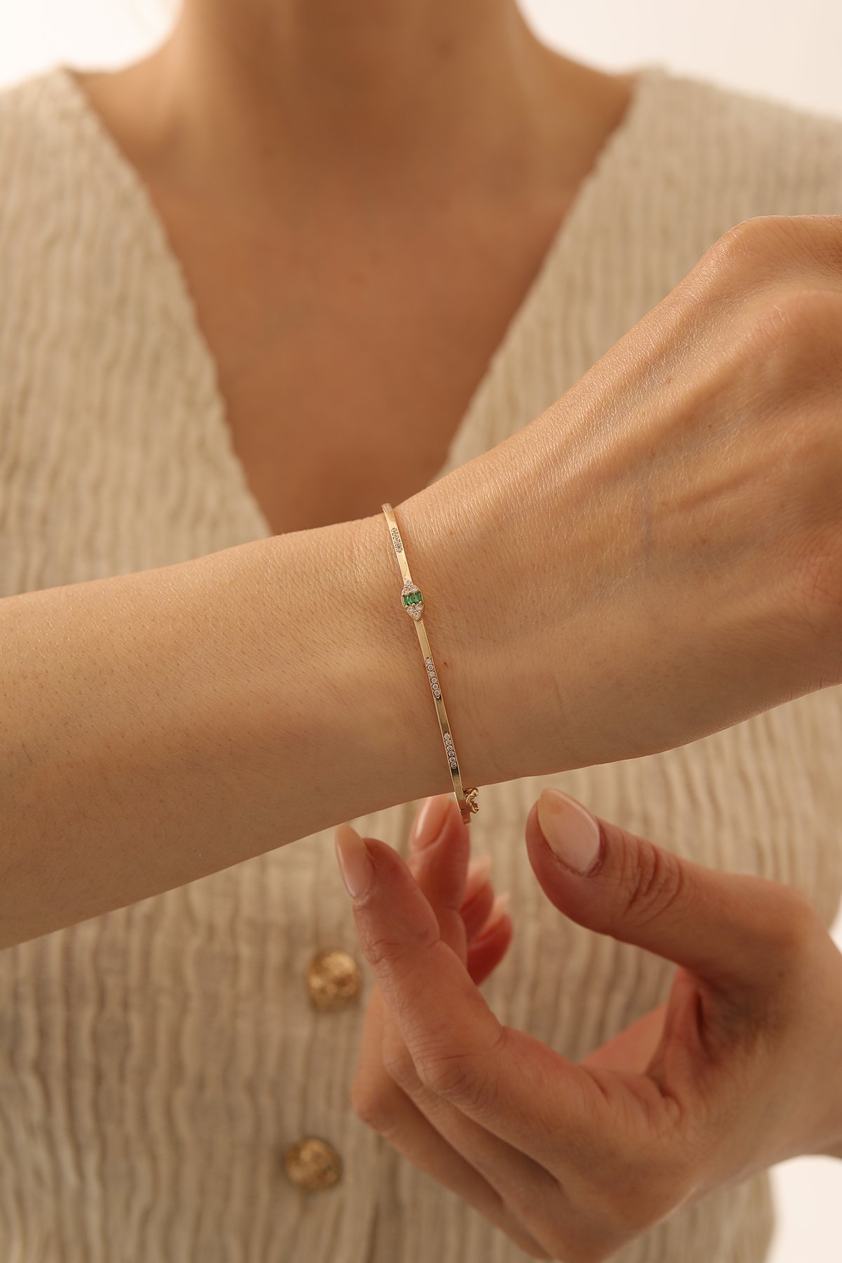 Taşlı Zümrüt Kelepçe - Yavuz Kuyumculuk (2)