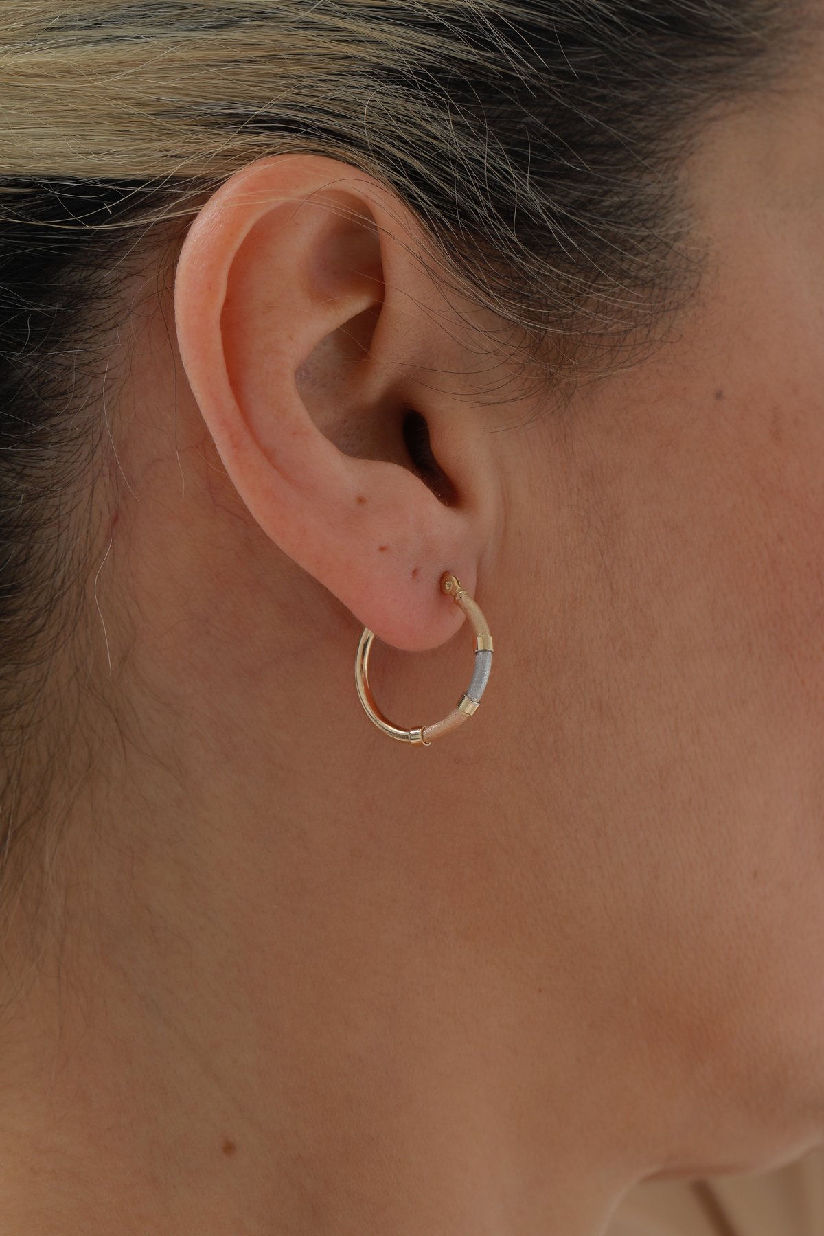 Üç Renk Desenli Halka Küpe - Yavuz Kuyumculuk (1)