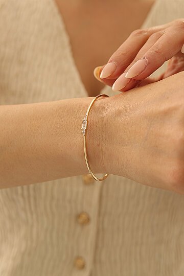 Üçgen Taşlı Baget Kelepçe - 1