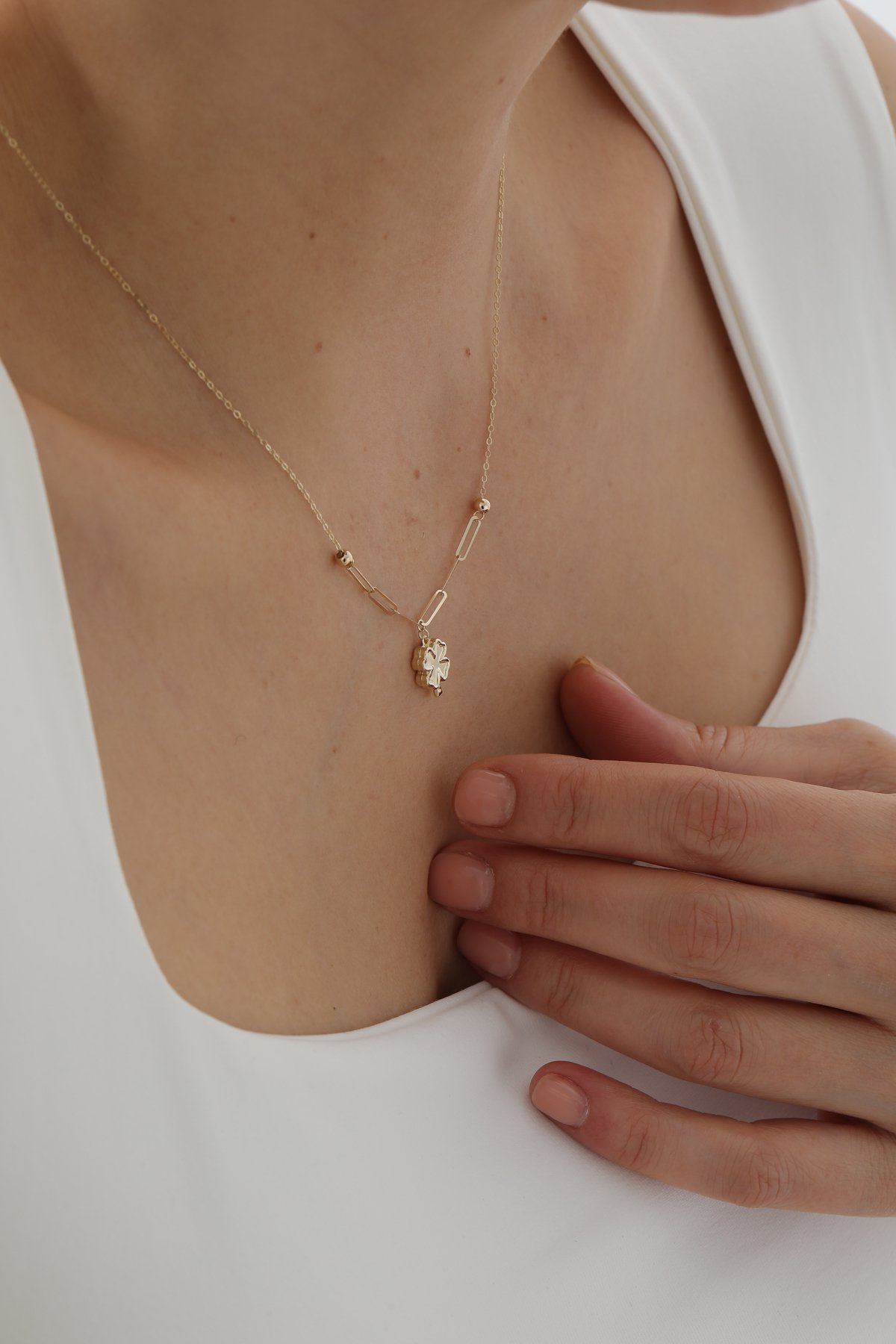 V Form Yonca Kolye - Yavuz Kuyumculuk (2)