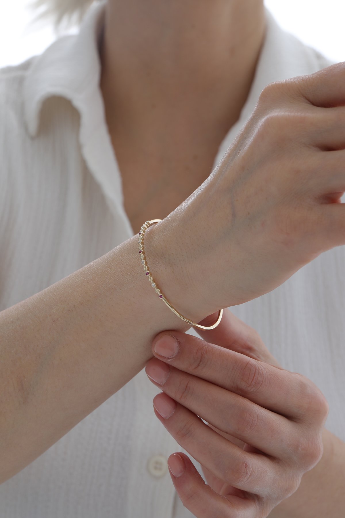 Yakut Taşlı Modern Kelepçe - Yavuz Kuyumculuk (1)