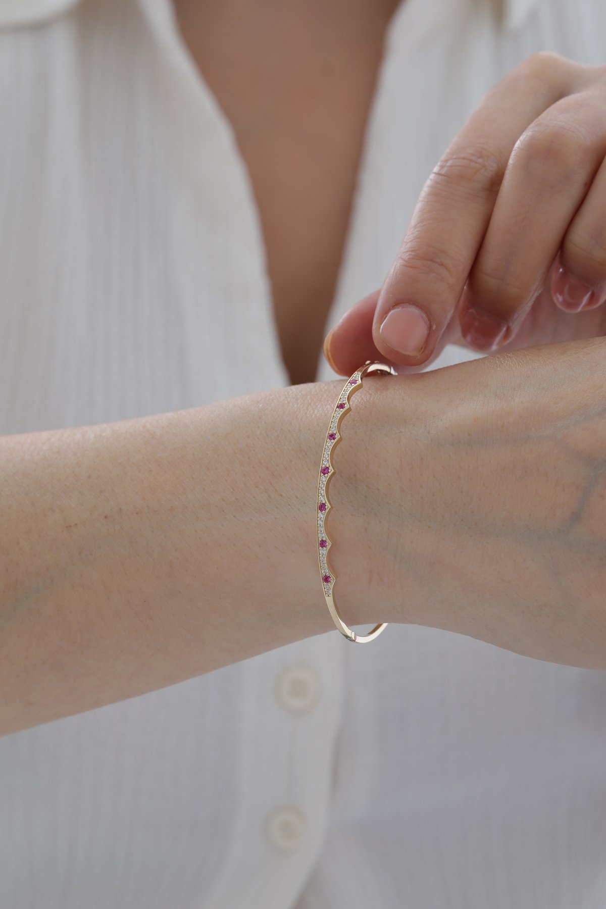 Yakut Taşlı Modern Kelepçe - Yavuz Kuyumculuk (2)