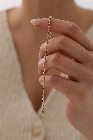 Yarı Taşlı Zümrüt Detaylı Modern Bileklik - 1