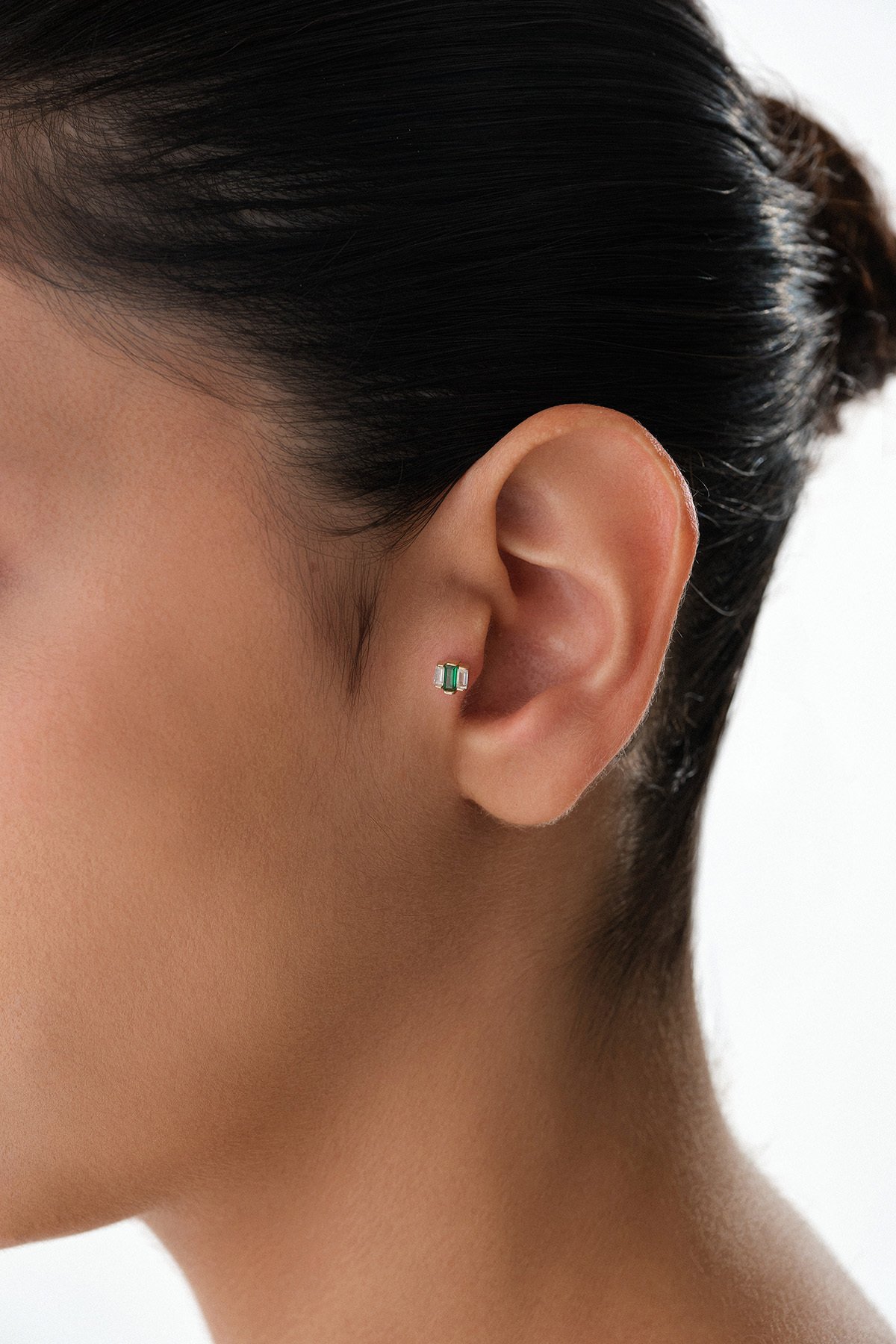 Yeşil Baget Taşlı Tragus Piercing - Yavuz Kuyumculuk (2)