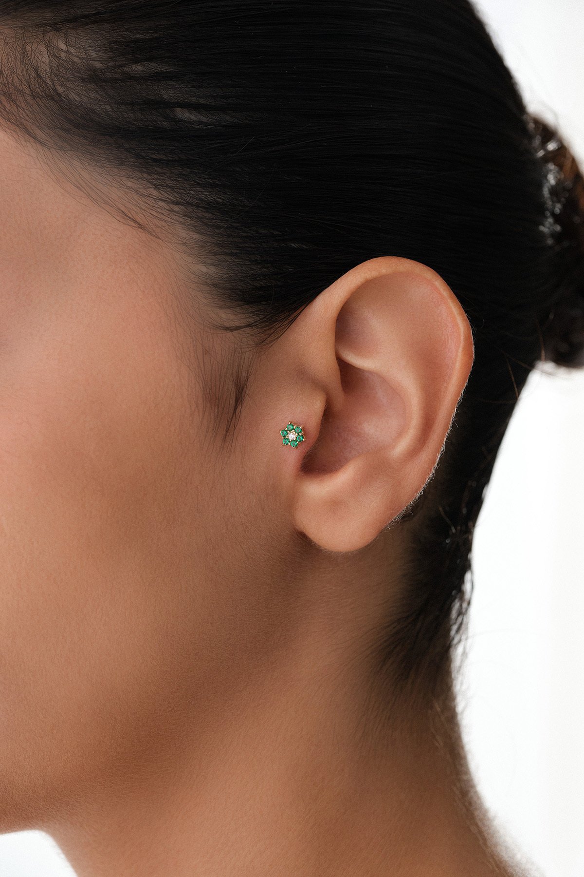 Yeşil Taşlı Çiçek Tragus Piercing - Yavuz Kuyumculuk (2)