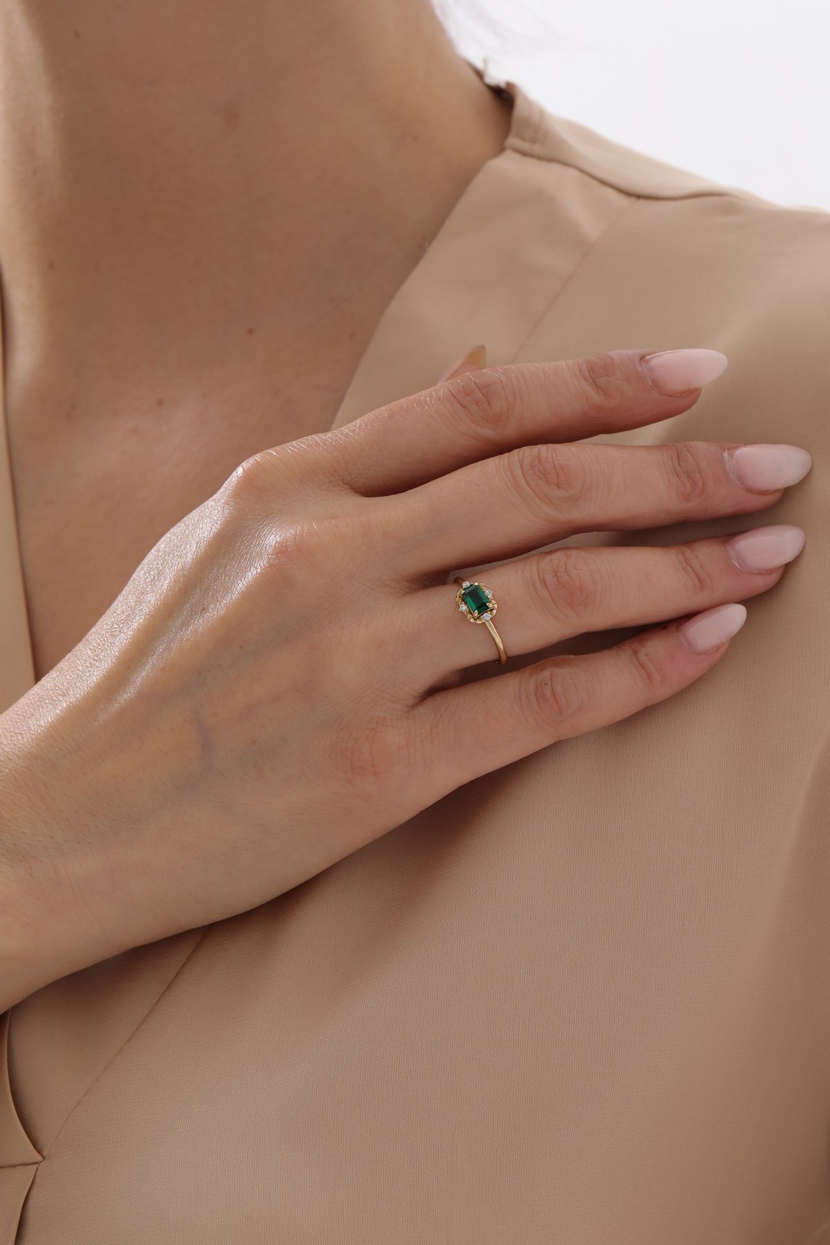 Zümrüt Baget Yüzük - Yavuz Kuyumculuk (1)