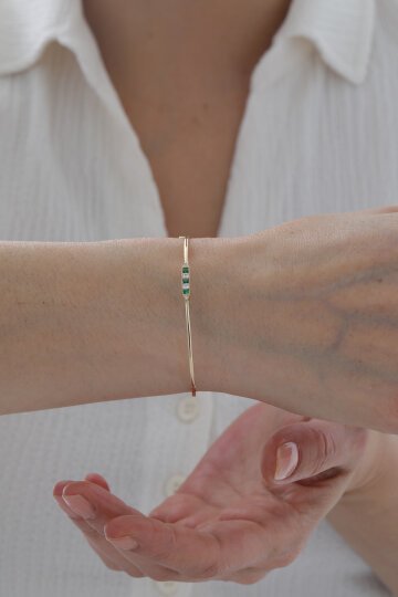 Zümrüt Kelepçe - 1