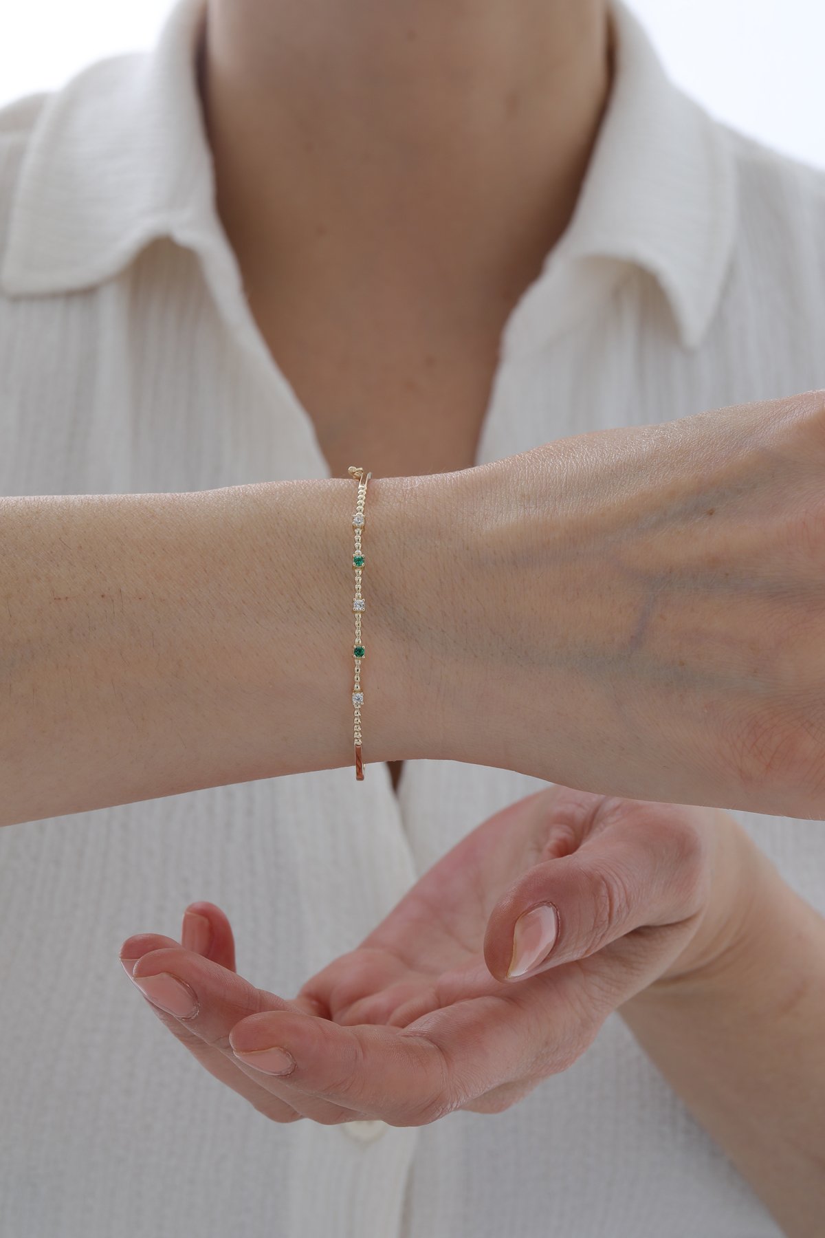 Zümrüt Taşlı Modern Kelepçe - Yavuz Kuyumculuk (2)