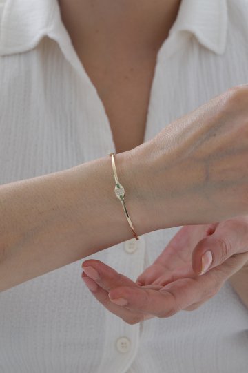 Zümrüt Taşlı Modern Kelepçe - 1